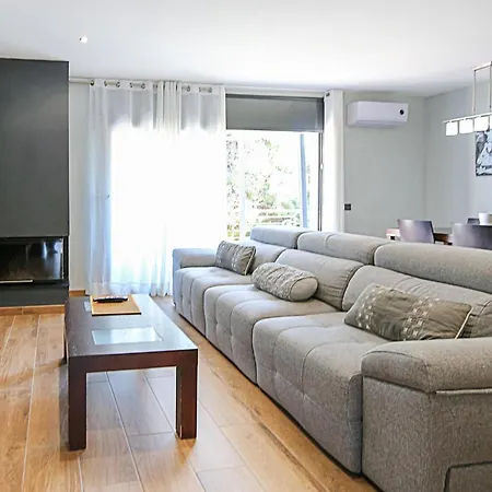 Amazing In With Kitchen Holiday home Santa Susanna