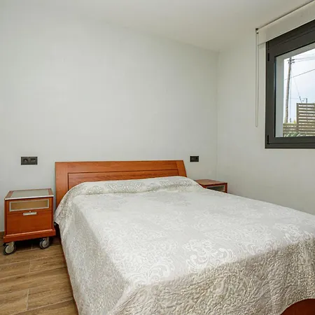 Vakantiehuis Amazing In With Kitchen